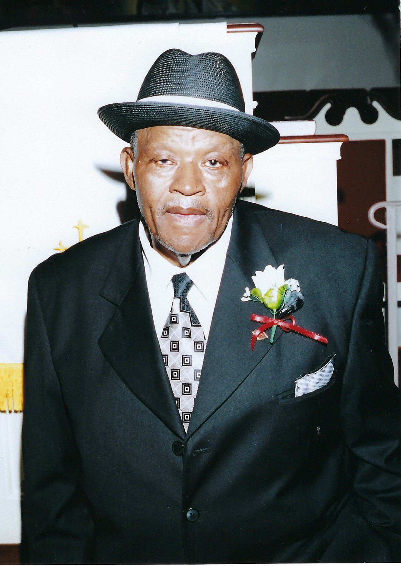 Obituary of Sandy Lewis Drummond