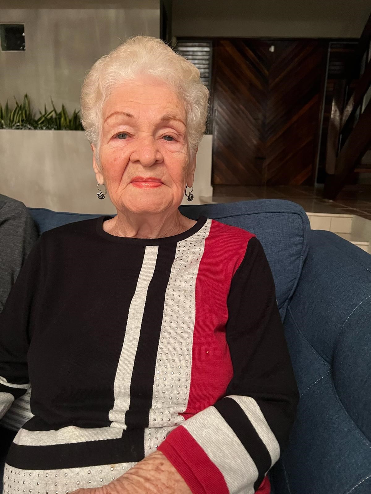 Obituary of Inés María Román Luciano