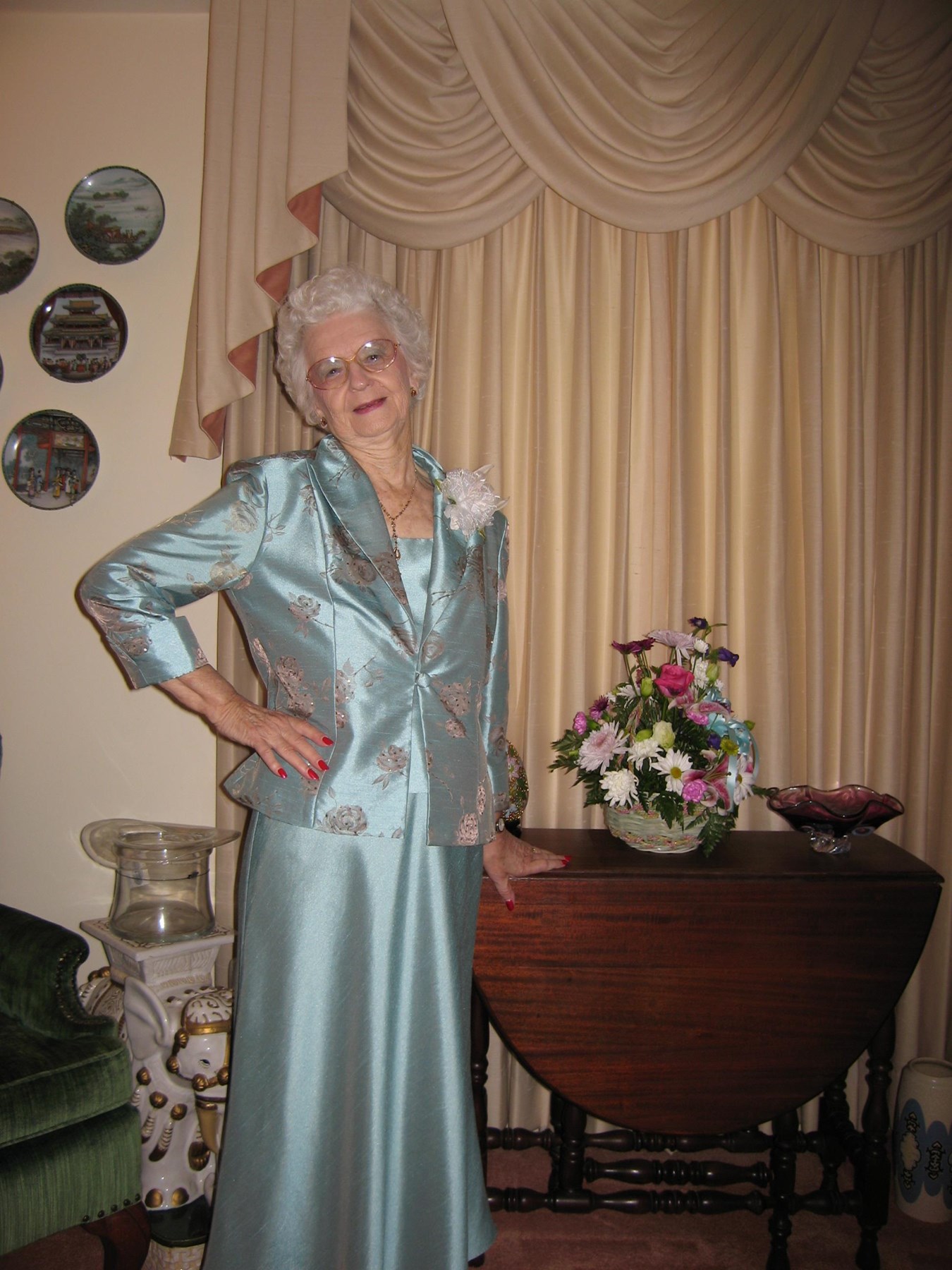 Obituary of Ruth McGuffee Ratchford