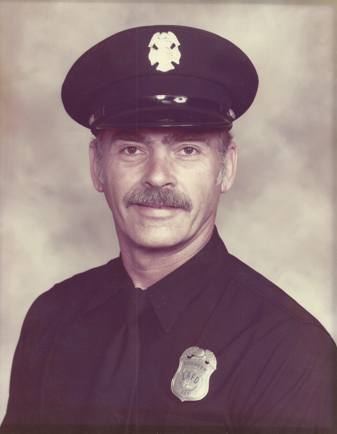 Obituary of Gordon Irving McLeod