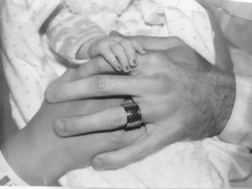 Obituary of Kaia Luxe Hollowell