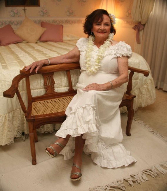 Obituary of Ana Carolina Bernier