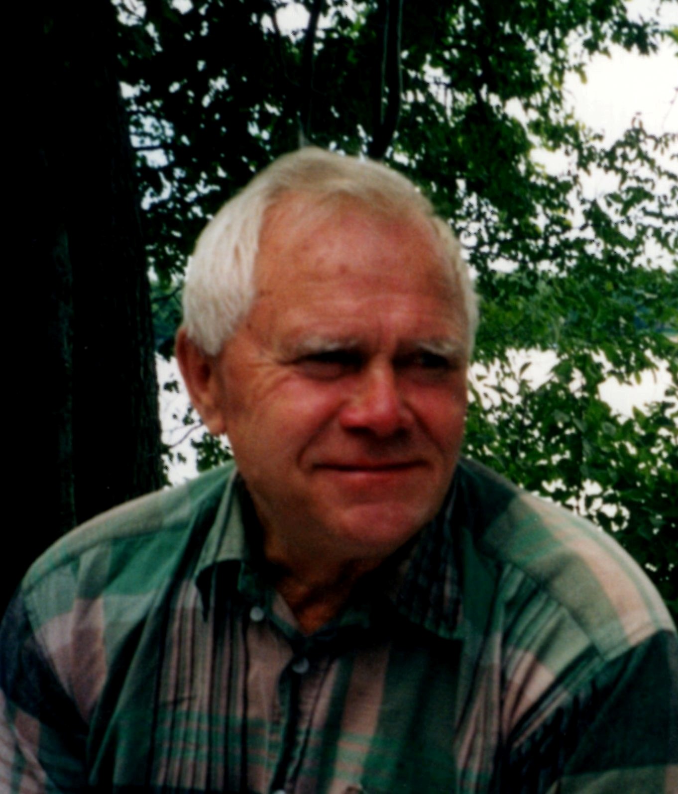 Obituary of Lee L. Webb