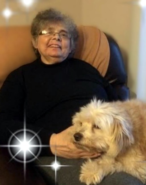 Obituario de Roslyn June Small