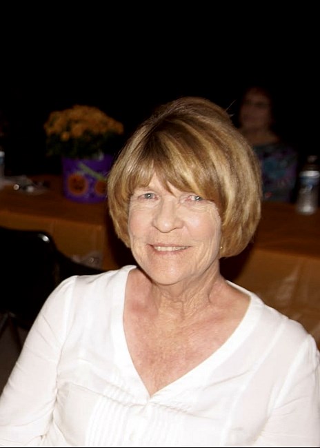 Obituary of Phillis Kay Bomnskie