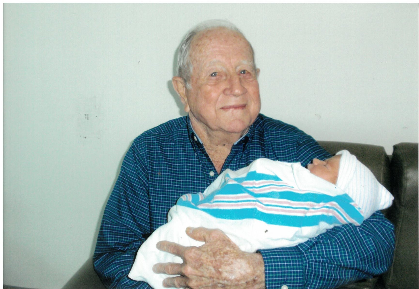 Obituary of Melvin Raymond Molero