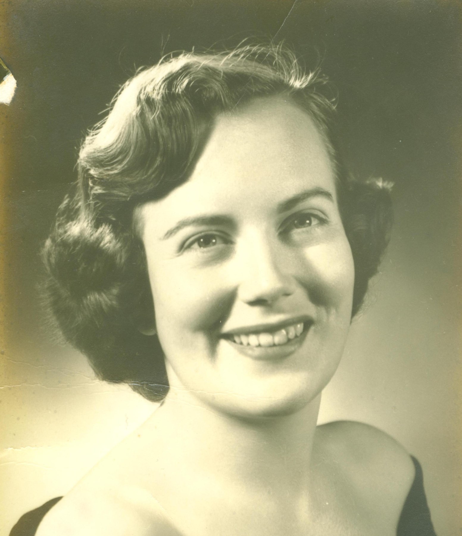 Obituary of Constance "Connie" Cronan Frost