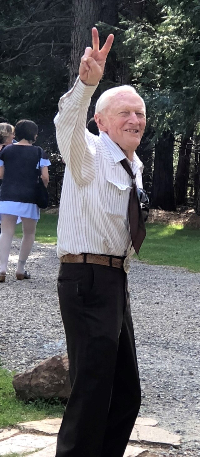 Obituary of Damond Packwood Woodlee Jr.