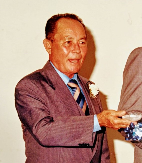 Obituary of Luis Alvarado Flores