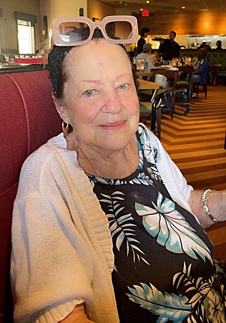 Obituary of Ramona Maria Hector