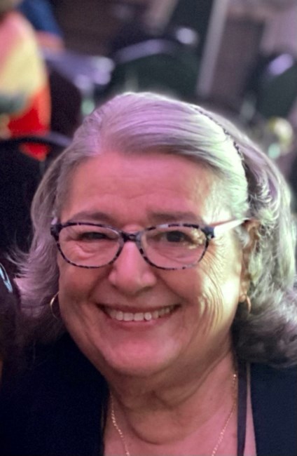 Obituary of Erlinda (Villanueva) Salazar