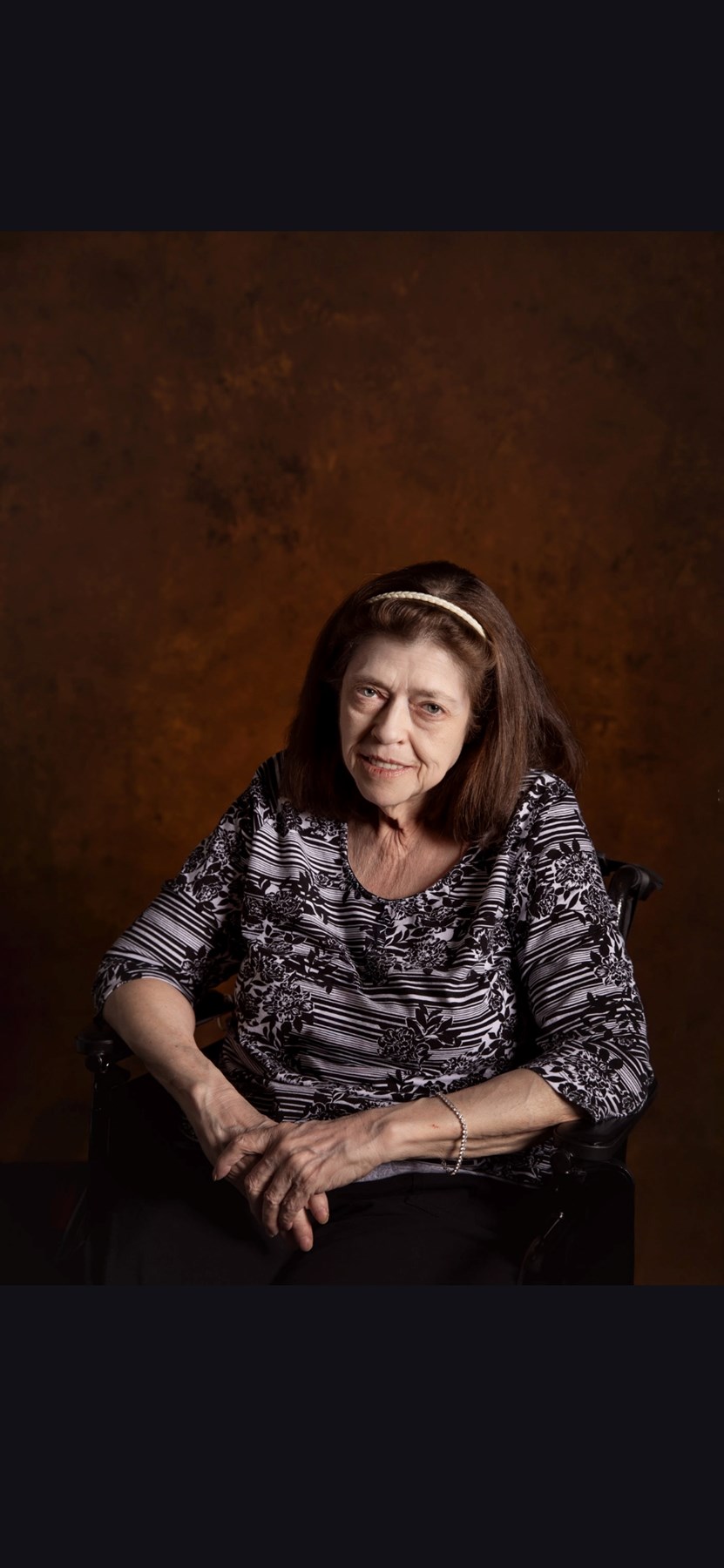 Obituary of Julia Miller Akers