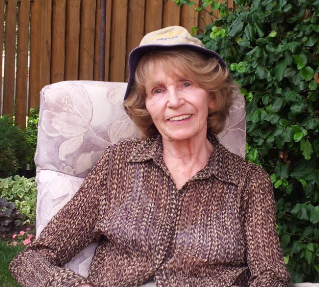 Obituary of Joan Nadine Booth