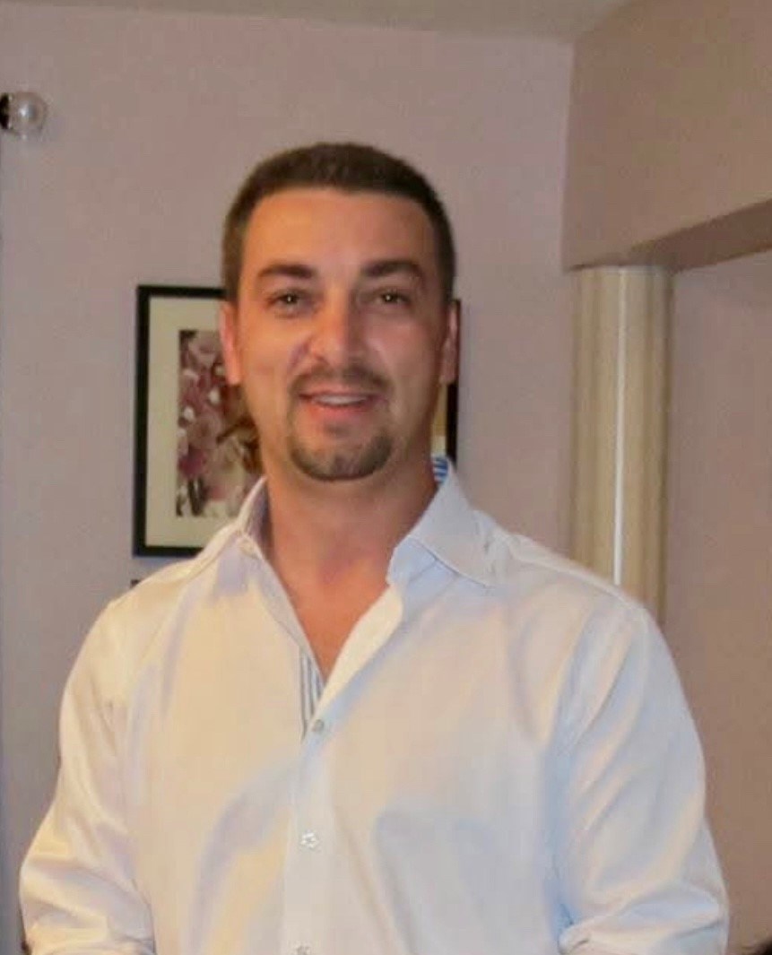 Avis de décès de Elton Berberi