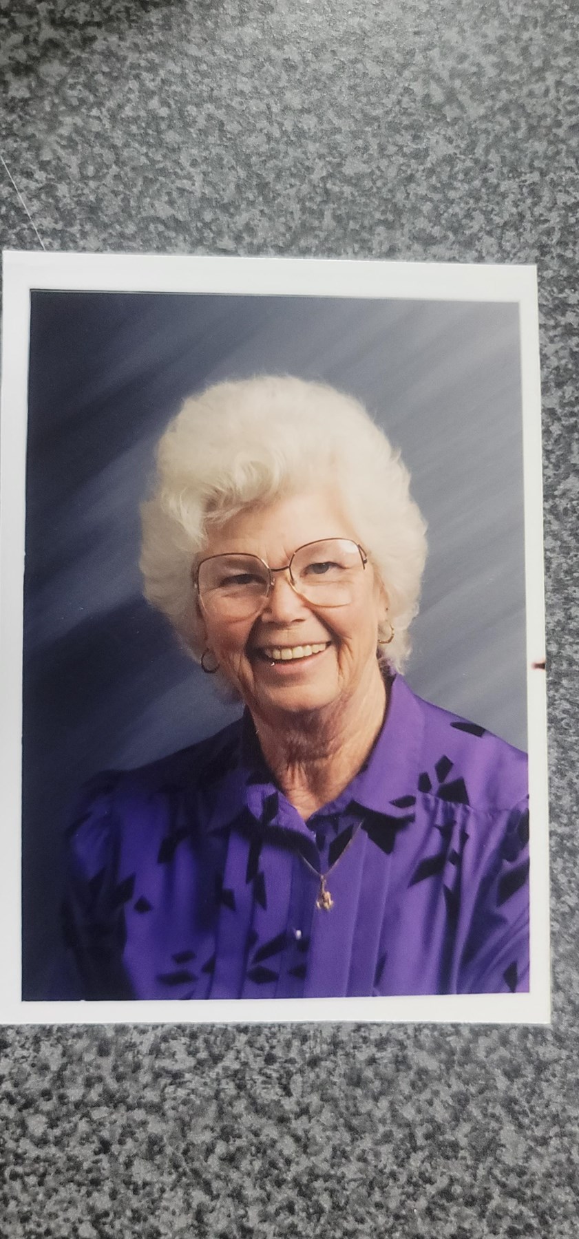 Avis de décès de Barbara J. Tope