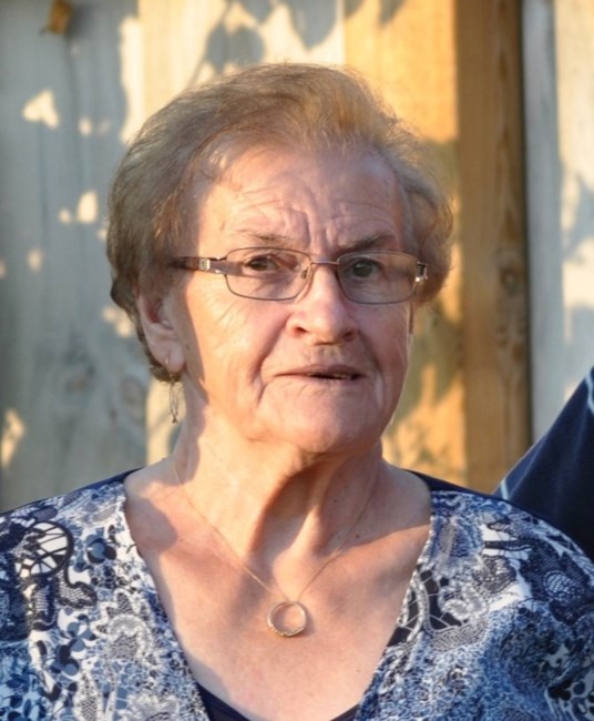 Obituary of Alma Regina Schmidt