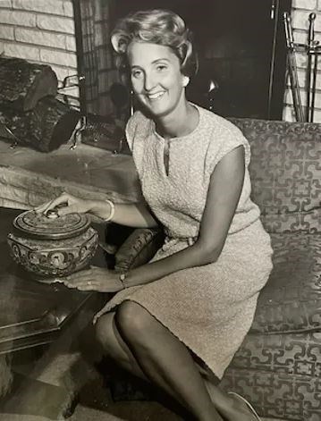 Obituary of Sue Bomar Bartlett