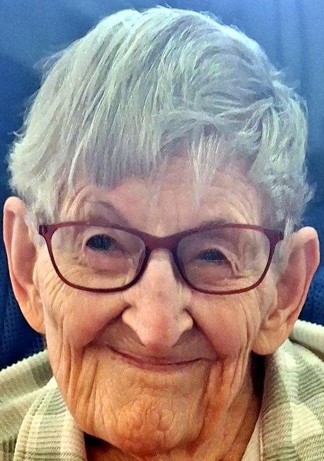 Obituary of Phyllis Joan Warner