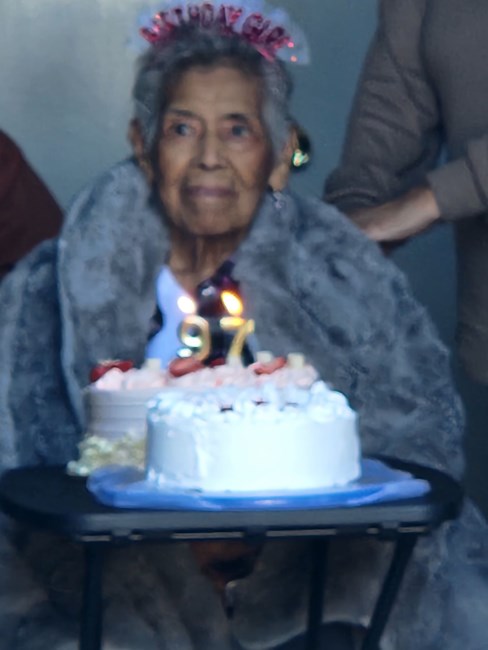 Obituary of Flora Medellin