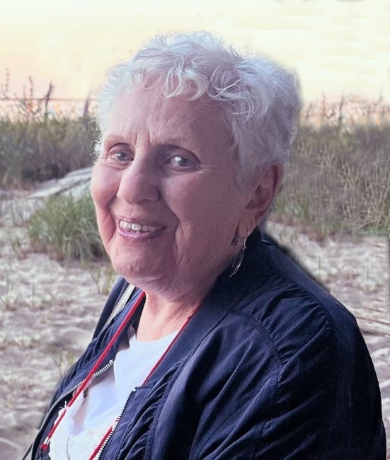 Obituary of Roselyn Holt
