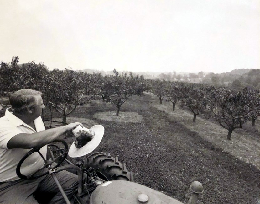 Obituary of Howard W. "Bud" Kerr, Jr.