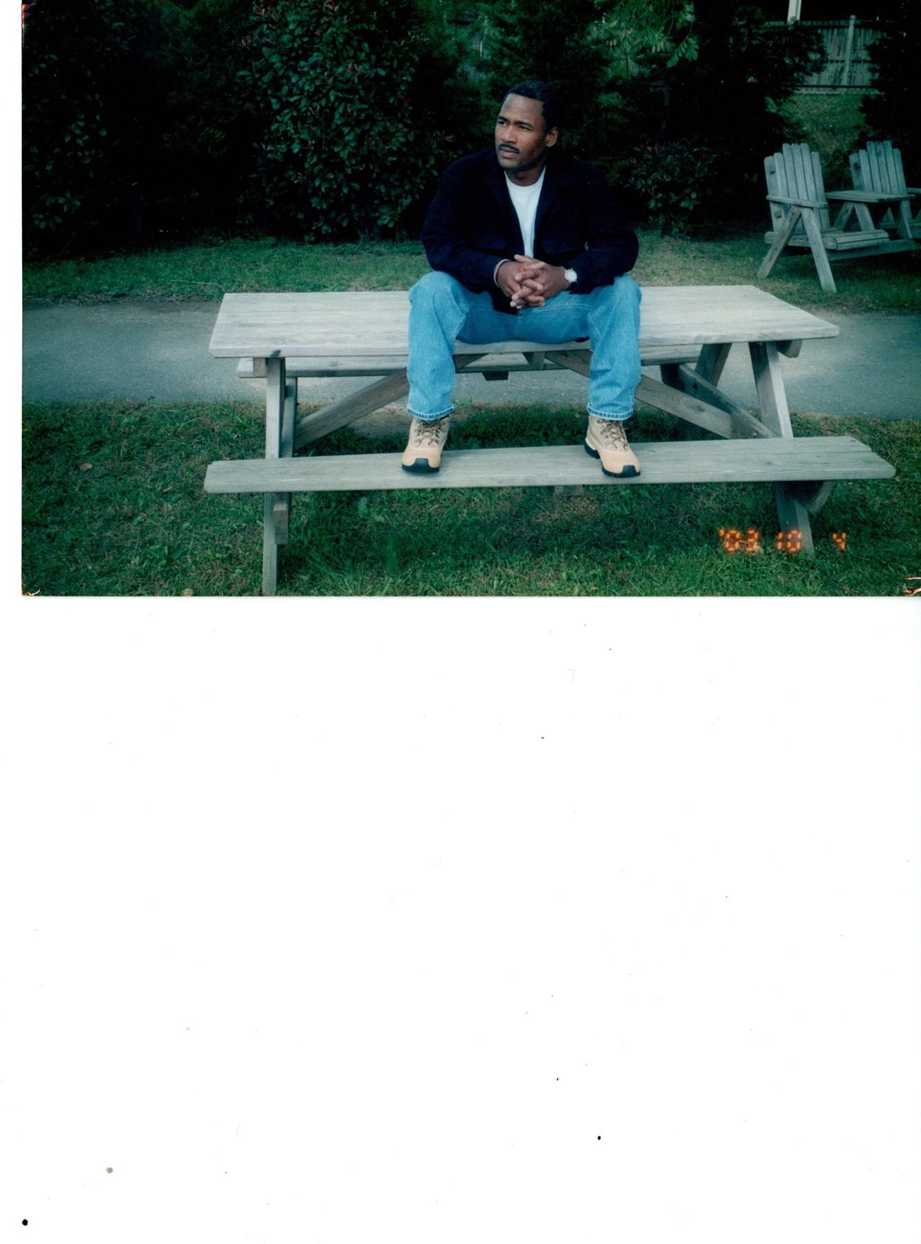 Obituario de Keith Edward Jones