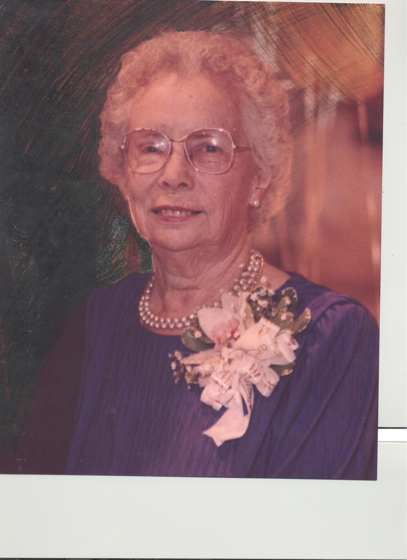 Avis de décès de Theresa Hallmark Smith