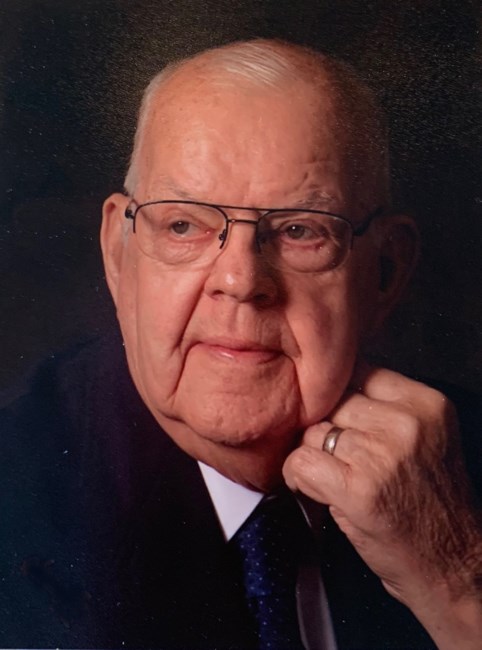 Obituary of M. Darrell "Dutch" McLear