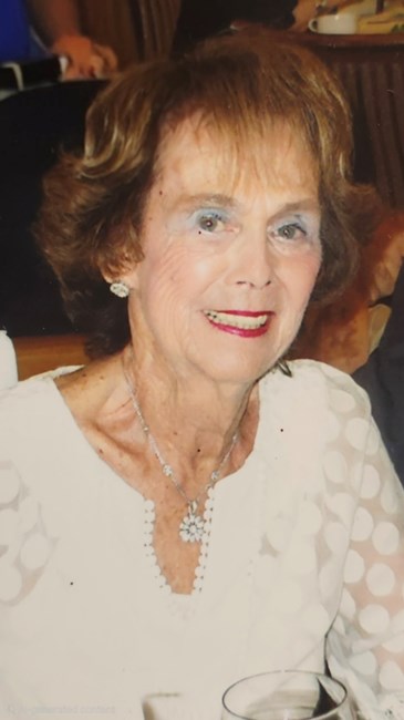 Obituary of Laura Wallenstein