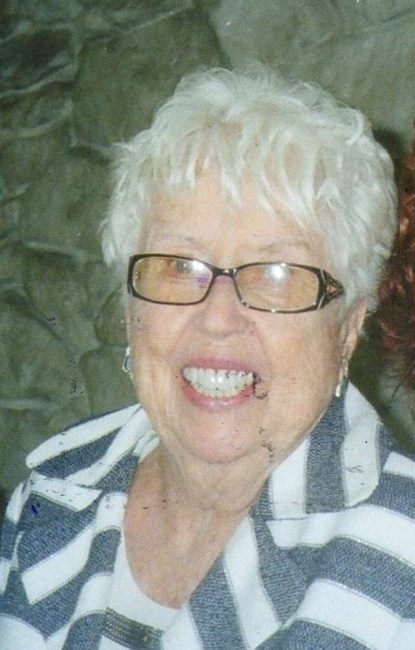 Obituary of Joyce MacDonald Russell