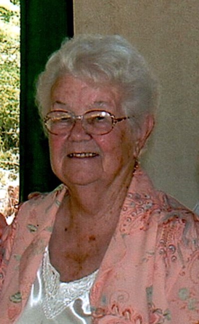 Obituary of Myrtle S Hummer
