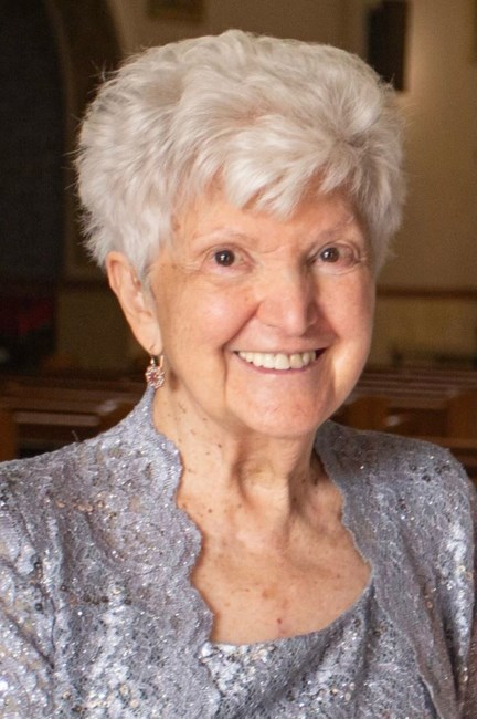 Obituary of Phyllis Lucy Lavalle