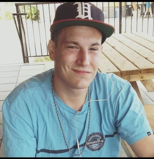 Obituary of Kristopher Thomas Bradley VanDenBrink