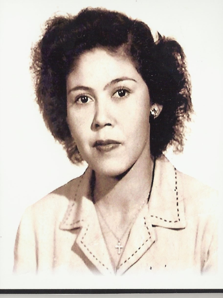 Obituary of Concepcion M. Flores "Connie"