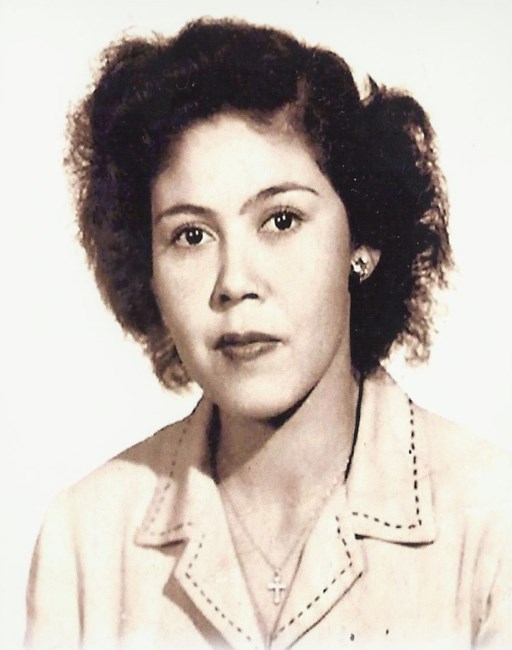 Obituary of Concepcion M. Flores "Connie"