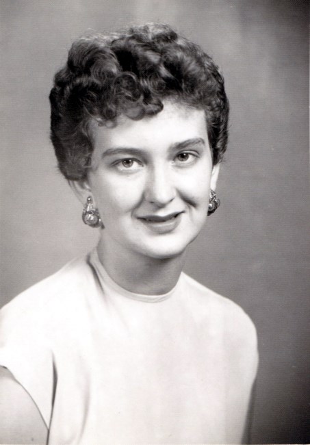 Obituary of Charlotte Mozelle Simmons Long