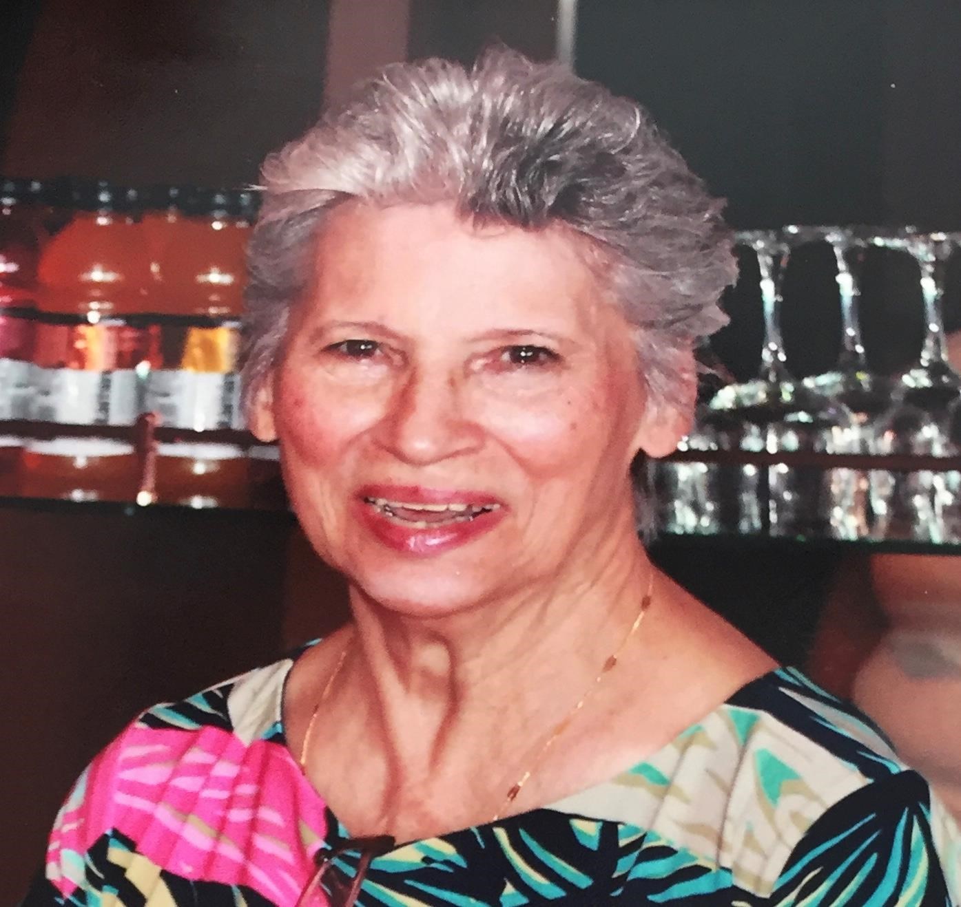 Obituary of Consuelo Reyes