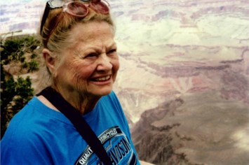 Obituary of Carolyn Louise Russell - Webster