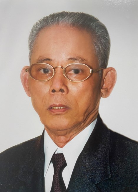 Obituario de Hue Van Phan