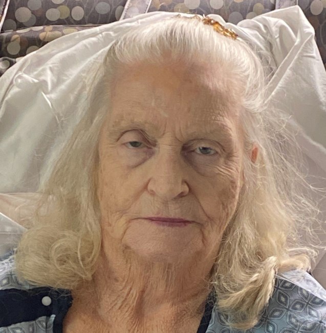 Obituary of Gertrude Evalyn Hinds