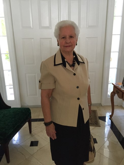 Obituary of Etelvina Casariego