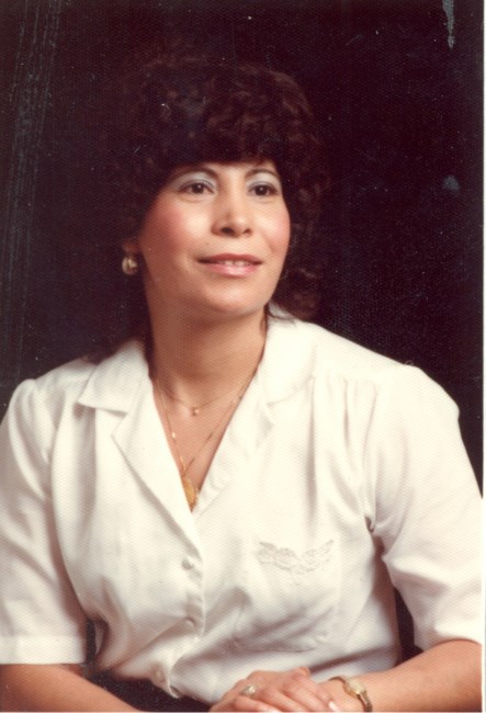 Obituary of Gloria R Valenzuela