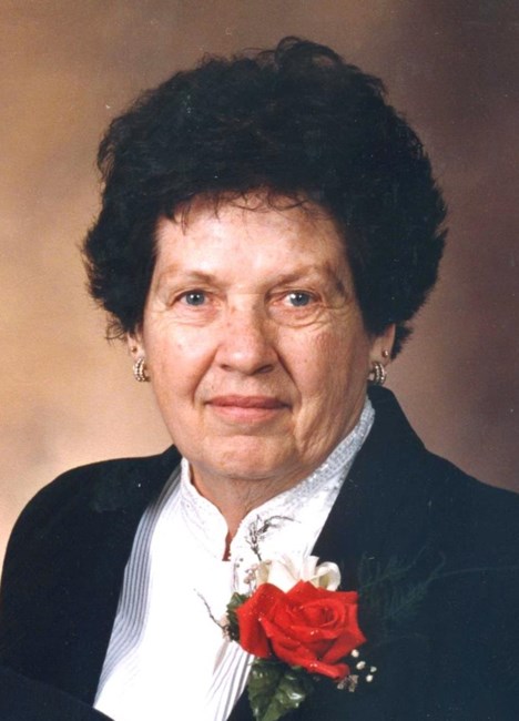 Obituario de Peggy E. Stolzenbach