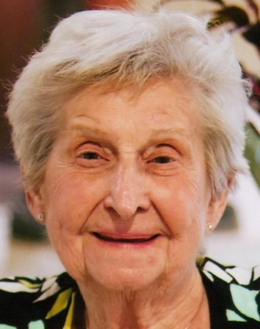 Obituario de Elizabeth "Betty" Jean Blase