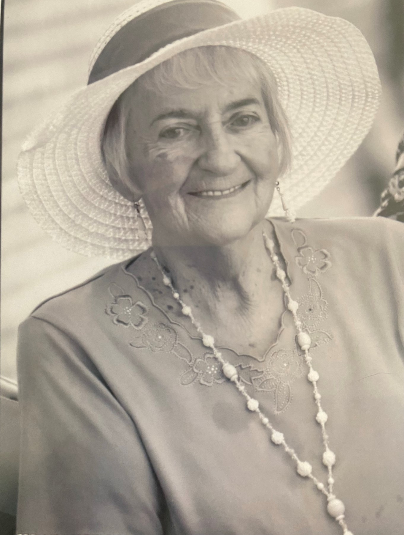 Obituary of Helen M. Behymer