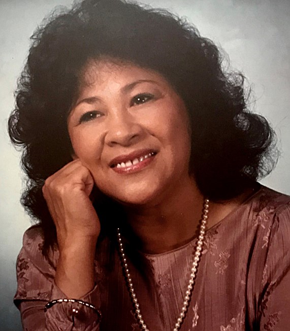 Obituary of Julia Duenas Roth