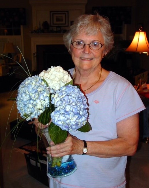Donna Lockhart Obituary