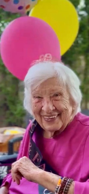 Obituario de Eloise Kollman Peter