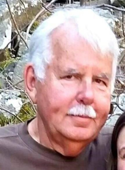 Obituary of Leonard "Chuck" Edward Wright Jr.