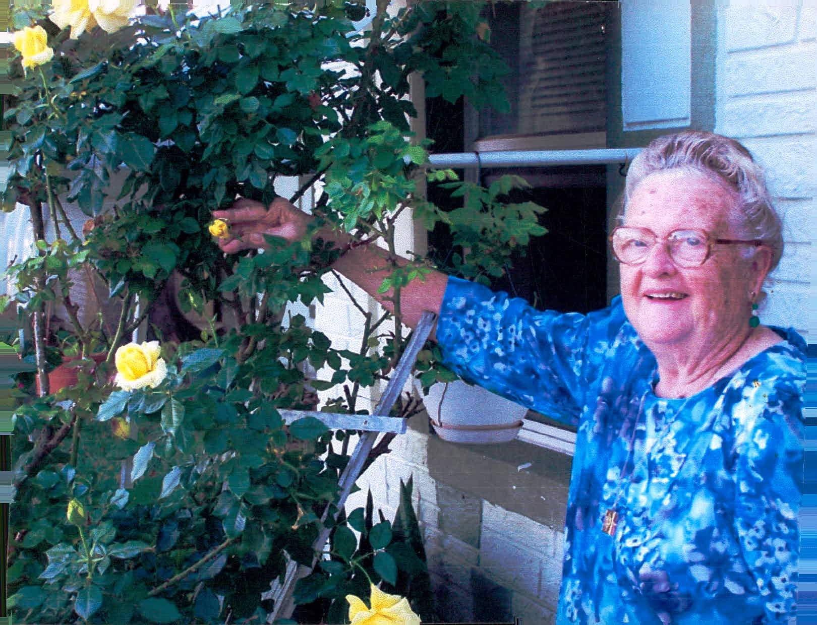 Obituary of Eloise "Mamaw" Cobb